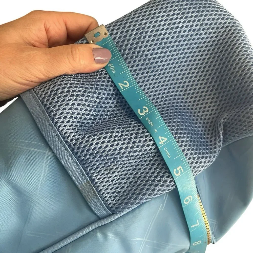 Vera Bradley Light Blue Nylon Large Tote Bag Zip Top Laptop Padded‎ Pockets